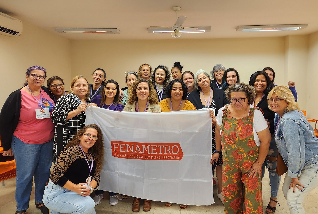 Mulheres ao final da atividade. Foto: Ana Carolina Andrade